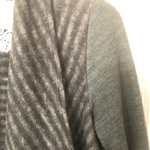 Anthro Saturday Sunday Elise Open Fringe Cardigan - Picture 7 of 9